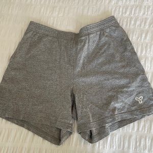 Grey cotton aritzia TNA shorts, size small